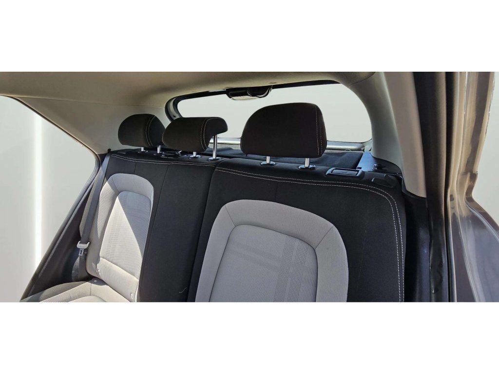 Used 2023 Hyundai Venue SEL w/ Cargo Package FWD image 15