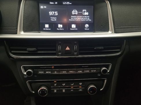 Used 2020 Kia Optima LX image 25