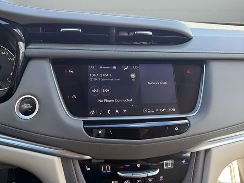 Used 2023 Cadillac XT5 Premium Luxury image 15