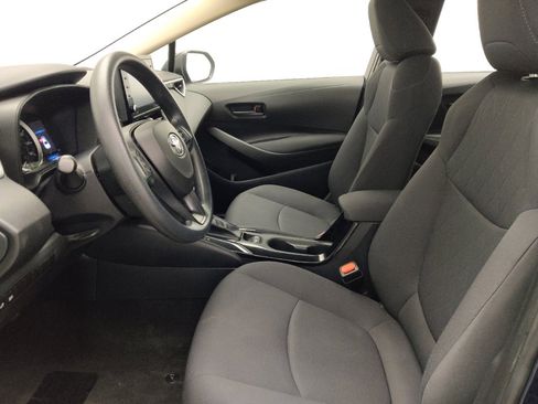 Used 2022 Toyota Corolla LE image 17