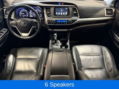 Used 2016 Toyota Highlander XLE image 18