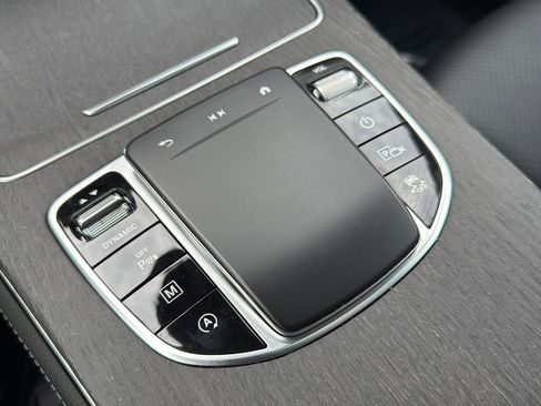 Certified 2021 Mercedes-Benz GLC 300 4MATIC image 40