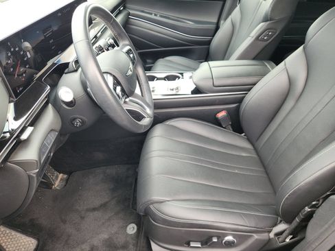 Used 2025 Genesis GV80 2.5T Standard AWD/4WD image 16