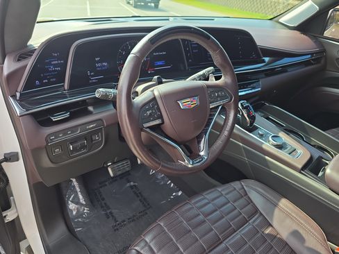 Used 2023 Cadillac Escalade V w/ Heavy-Duty Trailer Package AWD/4WD image 17