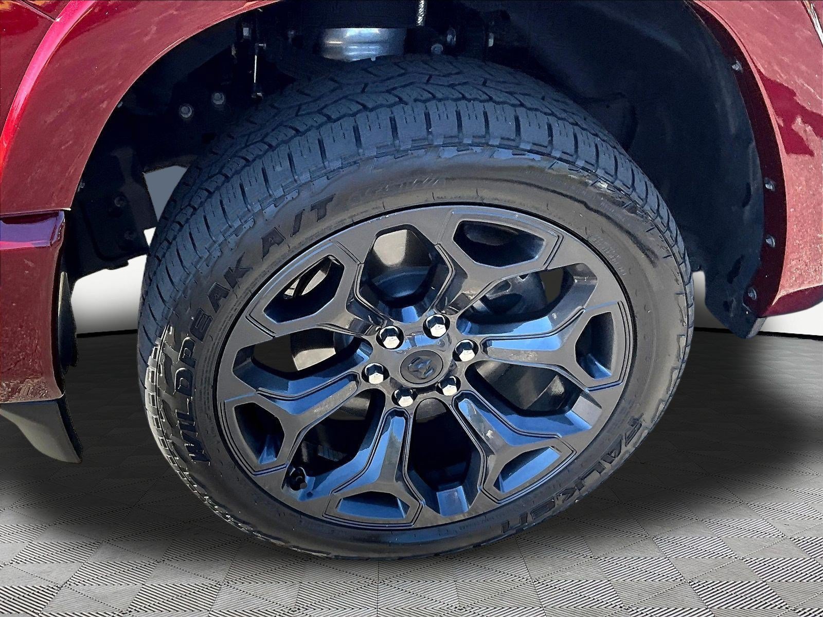 Used 2024 RAM 1500 Limited AWD/4WD image 35
