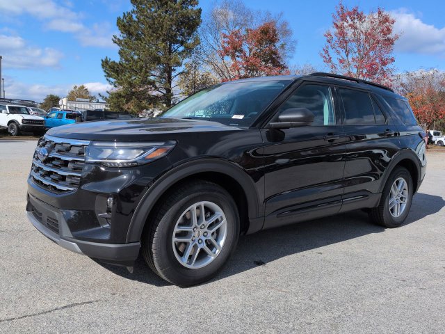 New 2026 Ford Explorer Active w/ Active Comfort Package RWD image 7
