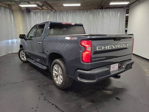 Used 2019 Chevrolet Silverado 1500 LTZ image 7
