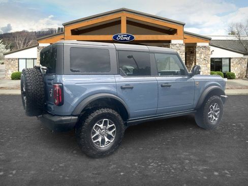 Used 2025 Ford Bronco Badlands AWD/4WD image 5