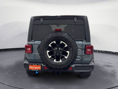 Used 2024 Jeep Wrangler Unlimited Rubicon 4xe AWD/4WD image 12