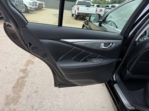 Used 2015 INFINITI Q50 Premium w/ Navigation Package AWD/4WD image 14