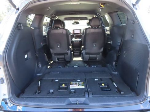 Used 2024 Toyota Sienna XSE w/ XSE Premium Package AWD/4WD image 43