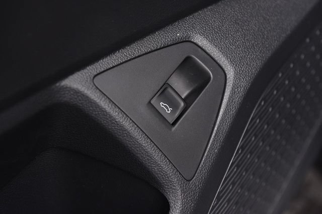 New 2026 Volkswagen Jetta Sport FWD image 9