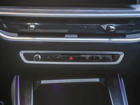 Certified 2024 BMW X5 xDrive40i w/ M Sport Package image 10