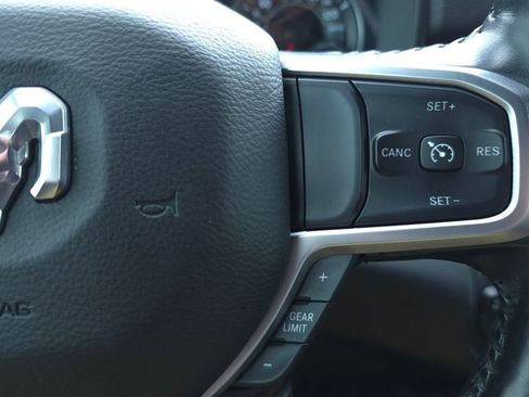 Used 2019 RAM 1500 Big Horn AWD/4WD image 25