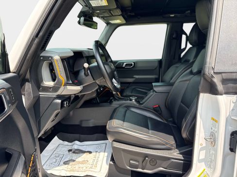 Used 2023 Ford Bronco Badlands AWD/4WD image 18