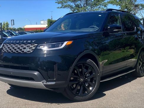 New 2026 Land Rover Discovery S AWD/4WD image 1