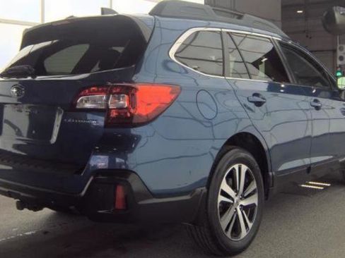 Used 2019 Subaru Outback 2.5i Limited AWD/4WD image 5
