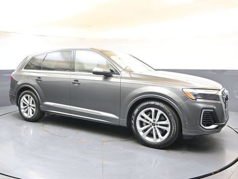 Used 2026 Audi Q7 3.0T Premium Plus w/ Premium Plus Package AWD/4WD image 7