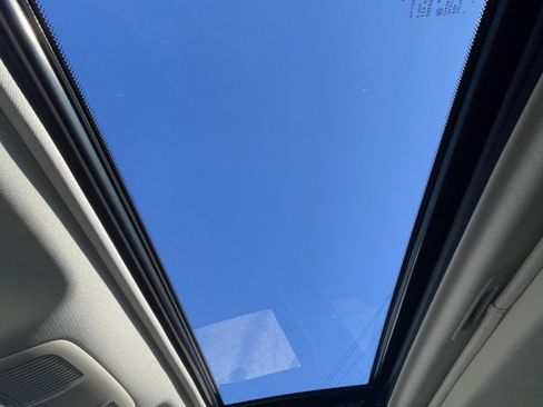 Used 2018 MAZDA CX-5 Touring w/ Preferred Equipment Package image 39