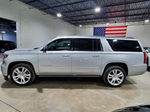 Used 2017 Chevrolet Suburban Premier image 14
