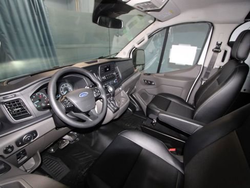 Used 2024 Ford Transit 150 Low Roof RWD image 2