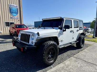 Used 2014 Jeep Wrangler Unlimited Sahara w/ Connectivity Group