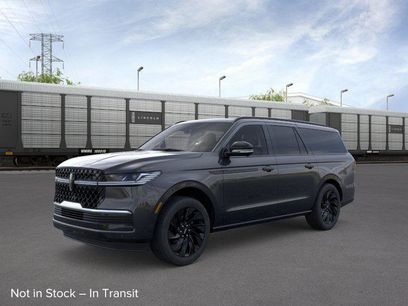 New 2025 Lincoln Navigator L Reserve w/ Jet Appearance Package