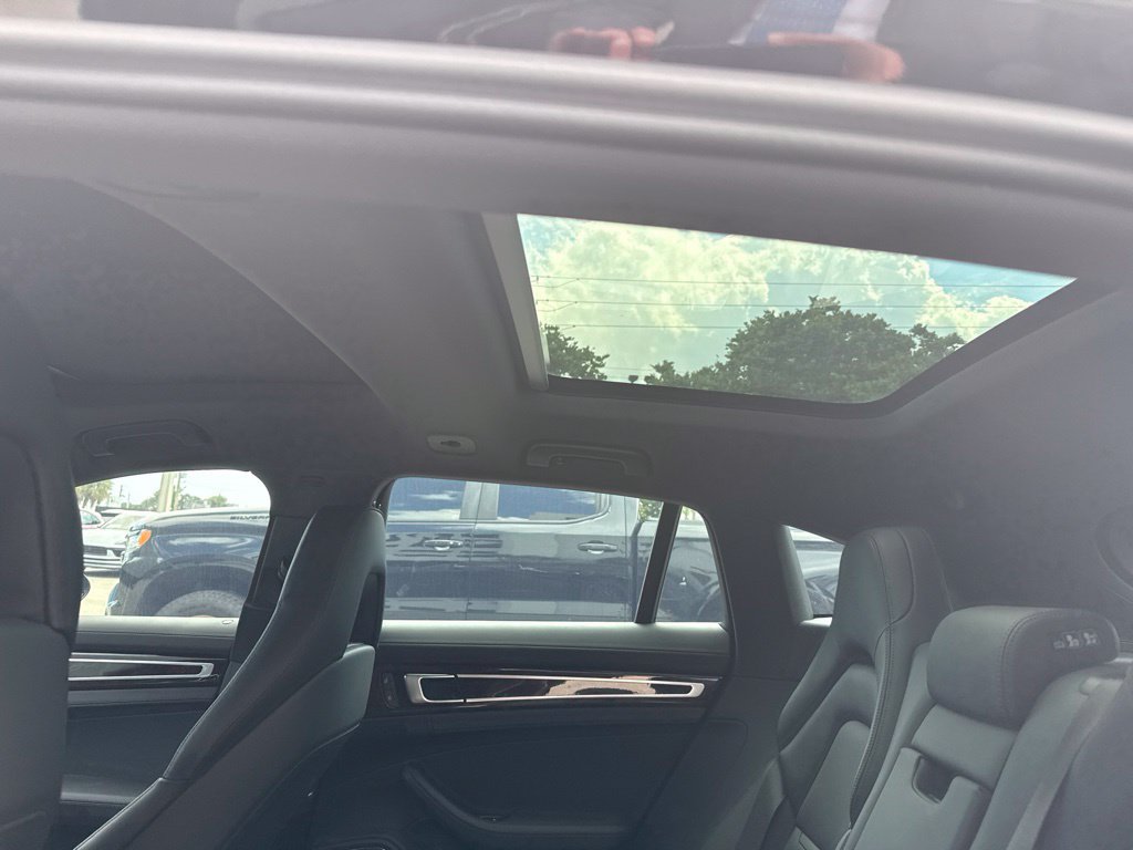Certified 2023 Porsche Panamera 4S AWD/4WD image 14
