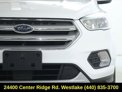 Used 2018 Ford Escape SE w/ Ford Safe & Smart Package image 8