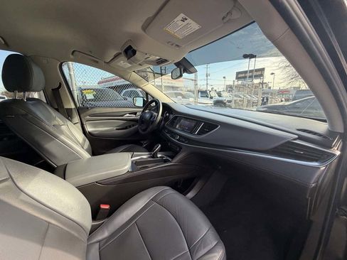 Used 2020 Buick Enclave Essence w/ Sound and Sites Package image 25