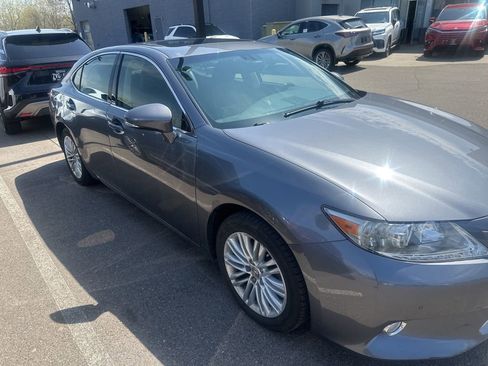 Used 2013 Lexus ES 350 w/ Luxury Pkg FWD image 21