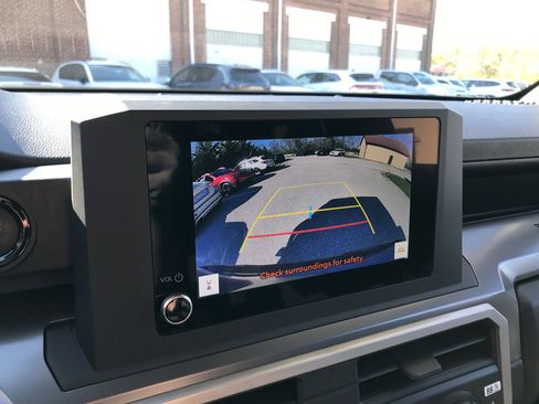 Certified 2024 Toyota Tacoma SR5 image 19