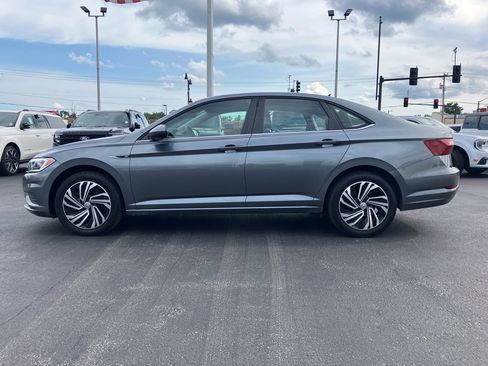 Used 2020 Volkswagen Jetta SEL FWD image 3