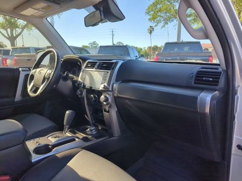 Used 2022 Toyota 4Runner SR5 Premium w/ Moonroof Package image 26