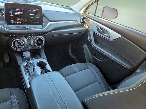 Used 2023 Chevrolet Blazer LT w/ Convenience Package image 11