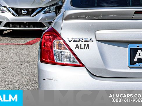 Used 2017 Nissan Versa S Plus image 13