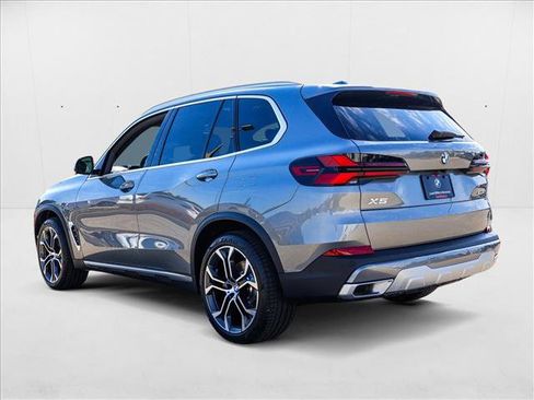Used 2026 BMW X5 xDrive40i AWD/4WD image 7