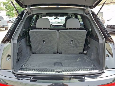 Certified 2023 Audi Q7 3.0T Premium Plus w/ Premium Plus Package AWD/4WD image 31
