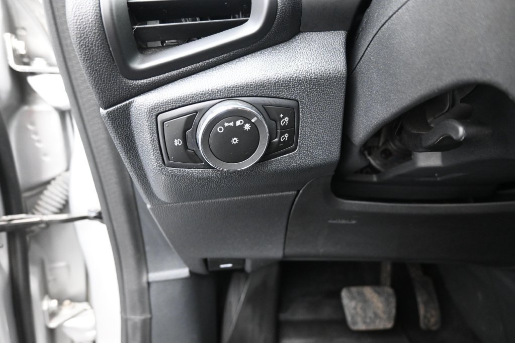 Used 2019 Ford EcoSport SE FWD image 12