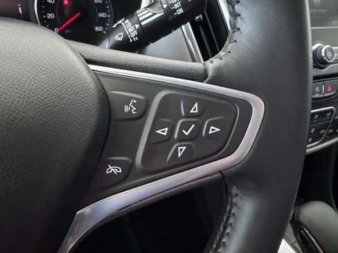 Certified 2022 Chevrolet Equinox LT AWD/4WD image 17