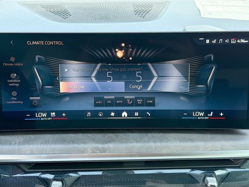 New 2026 BMW X5 xDrive50e w/ Executive Package AWD/4WD image 32