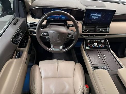 Used 2022 Lincoln Navigator L Reserve image 26