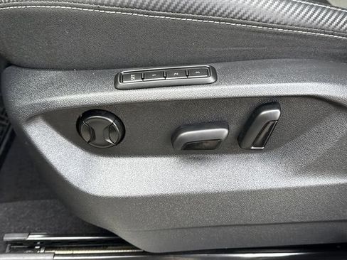 Certified 2023 Volkswagen Atlas Cross Sport SEL R-Line image 13