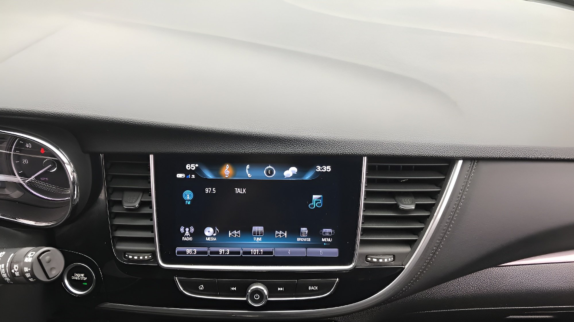 Used 2019 Buick Encore Preferred FWD image 6