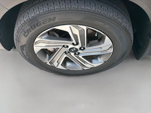 Used 2023 Hyundai Santa Fe SE FWD image 33
