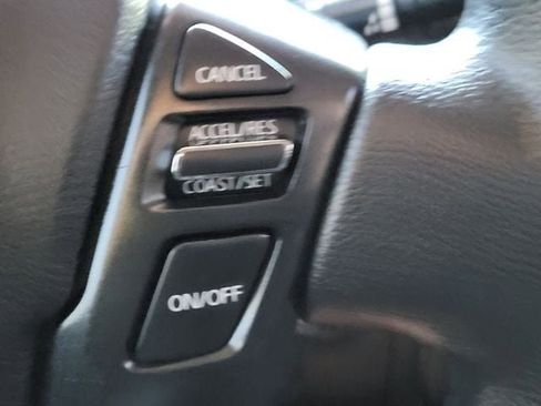 Certified 2024 Nissan Frontier SV image 11