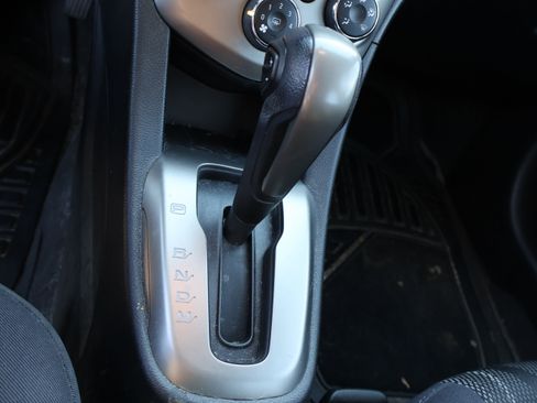 Used 2014 Chevrolet Sonic LT image 29