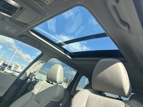 Used 2022 Subaru Forester Limited w/ Popular Package #2 image 17