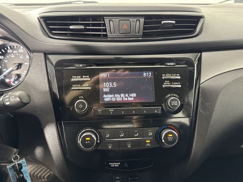 Used 2017 Nissan Rogue Sport S w/ S Appearance Package image 25
