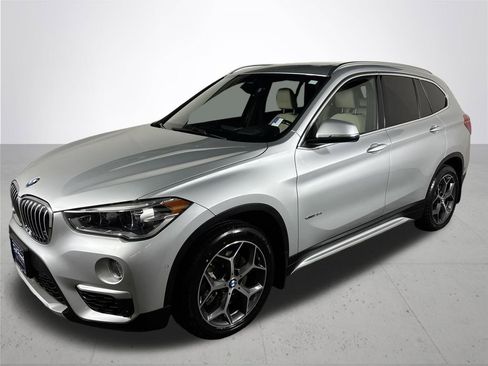 Used 2017 BMW X1 xDrive28i image 2